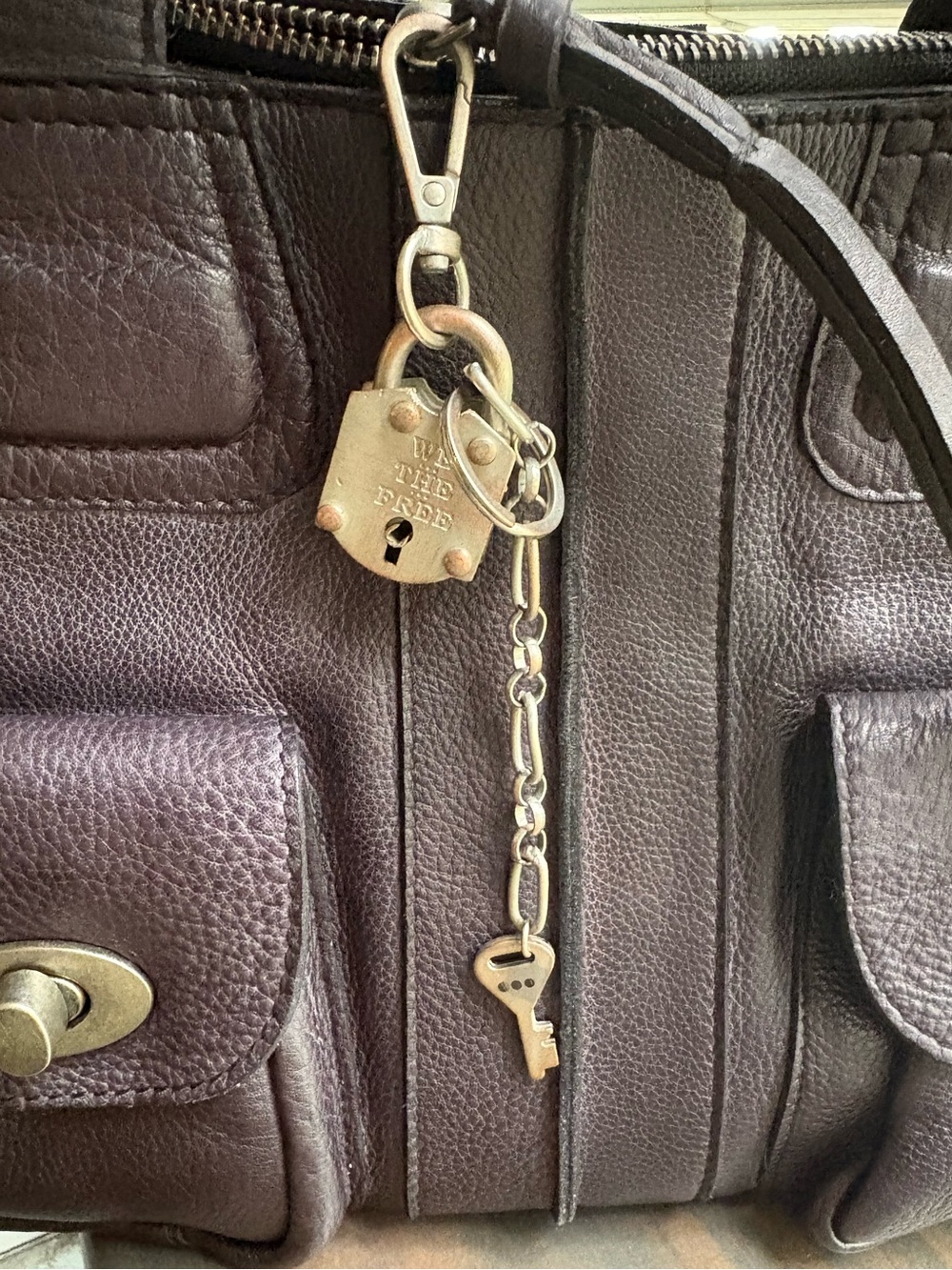 We the Free Lock Keychain 🔥 - Picture 5 of 15
